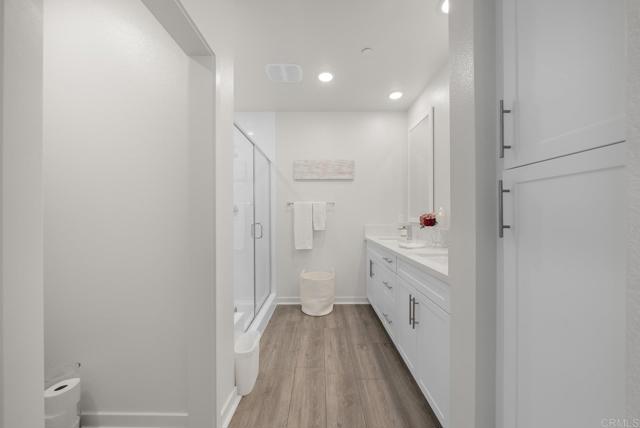 Detail Gallery Image 12 of 34 For 3001 Bravo Loop #1,  Chula Vista,  CA 91915 - 3 Beds | 3 Baths