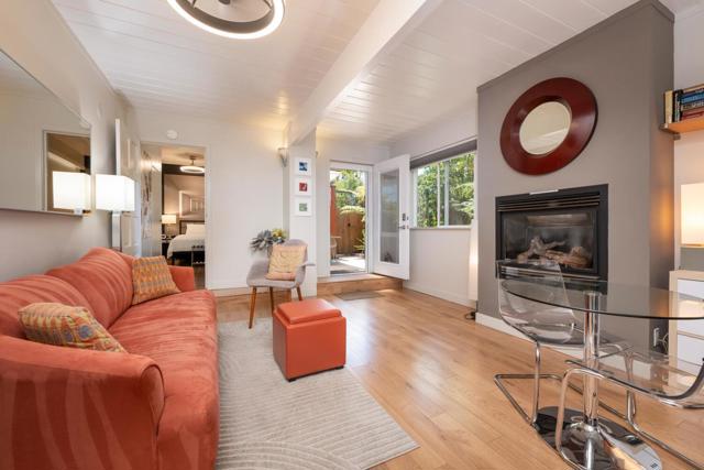 1652 Lexington Avenue, San Mateo CA: https://media.crmls.org/mediaz/2a9deb4a-20c9-4ecf-b6a3-c50678ca9ca3.jpg