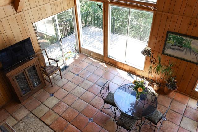 Image 6 of 75 For 2128 Salton View Dr