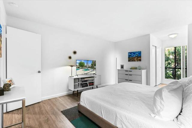 5265 E Waverly Drive, Palm Springs CA: https://media.crmls.org/mediaz/2a9f269e-7ea9-49f3-b5cf-ed51858c0c29.jpg