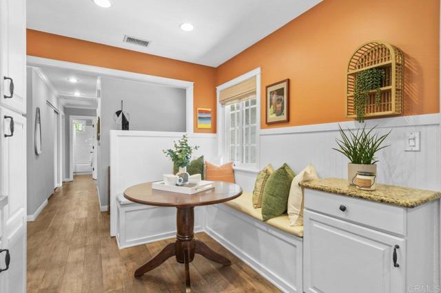 Detail Gallery Image 7 of 35 For 4331 Helix Canyon Dr, La Mesa,  CA 91941 - 3 Beds | 2 Baths