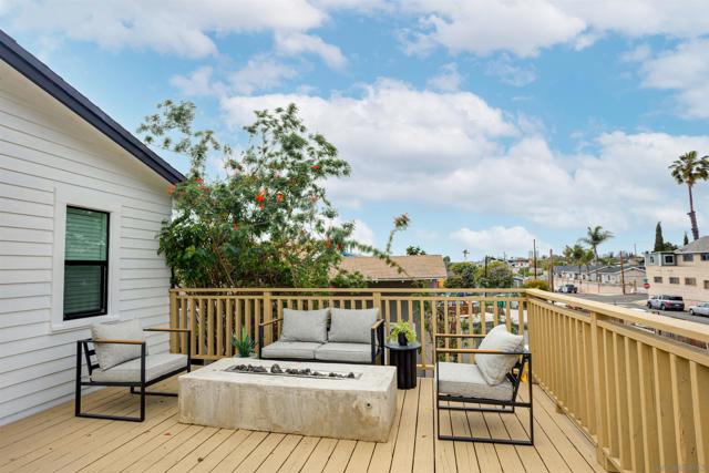 3831 Franklin Ave, San Diego CA: https://media.crmls.org/mediaz/2a9fd113-7259-4c42-b6e0-5b913b7913af.jpg