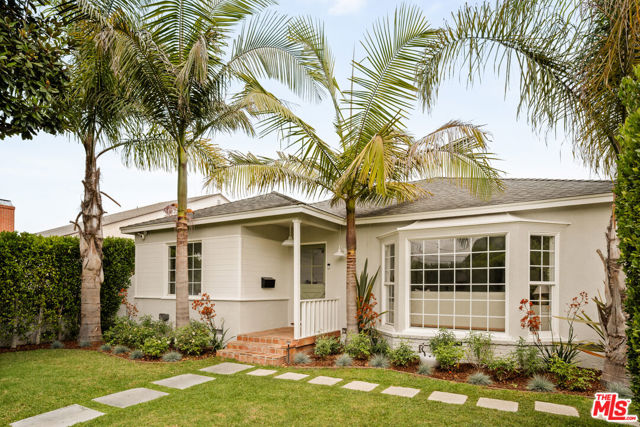 6481 W 77th Street, Los Angeles CA: https://media.crmls.org/mediaz/2aa07ea1-4350-414f-974a-6125b4b31e91.jpg