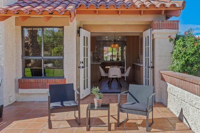 126 Avellino Circle, Palm Desert CA: https://media.crmls.org/mediaz/2aa086fc-f896-4851-999c-f882a6157144.jpg