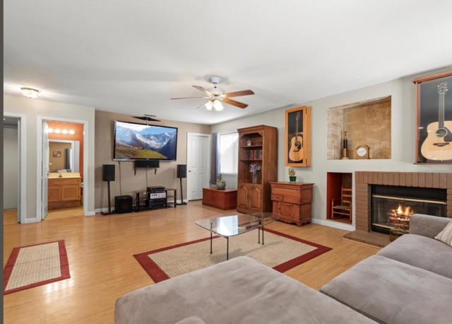 2090 Iroula Way, Tracy CA: https://media.crmls.org/mediaz/2aa097e9-473a-4c9e-ba40-30b346051961.jpg