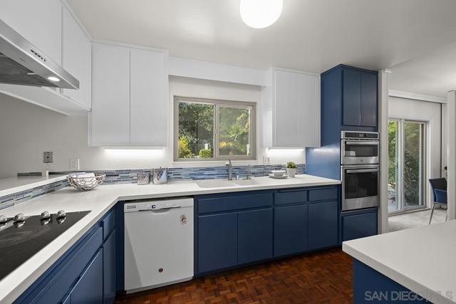 7110 Dennison Place, San Diego CA: https://media.crmls.org/mediaz/2aa102a4-fdca-4e41-8c63-6a94e1370db2.jpg