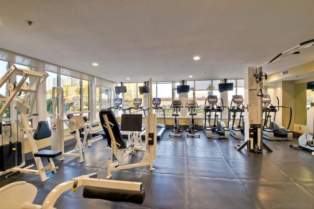 700 W Harbor Dr, San Diego CA: https://media.crmls.org/mediaz/2aa1436c-052a-45c9-9171-4ed0109e2fde.jpg