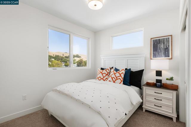 27263 Lumina Ct, Hayward CA: https://media.crmls.org/mediaz/2aa15260-d738-42db-9419-57b1f50a7e9f.jpg