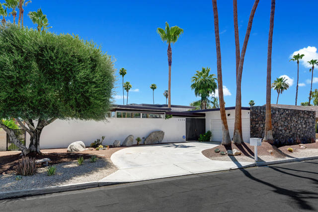 Image 2 for 2326 S Pebble Beach Dr, Palm Springs, CA 92264
