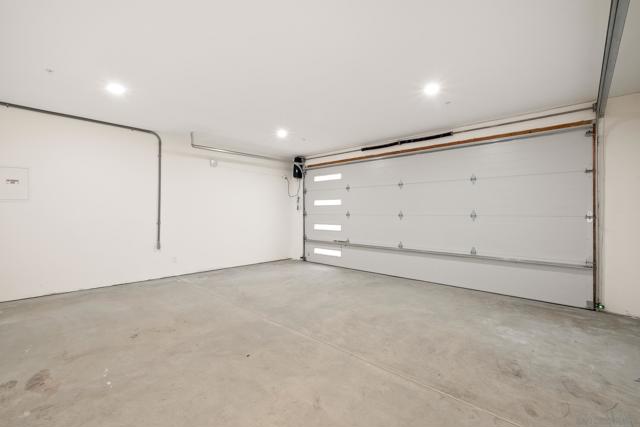 1531 33 Lieta St, San Diego CA: https://media.crmls.org/mediaz/2aa21790-231b-44de-90a0-d3f1f368cd1f.jpg