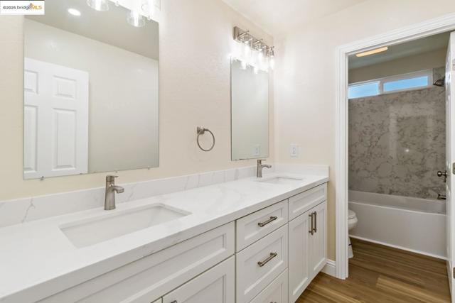 521 Freemark LN, Oakley CA: https://media.crmls.org/mediaz/2aa29e14-6137-4e5b-b2cb-f56d9ff7535e.jpg