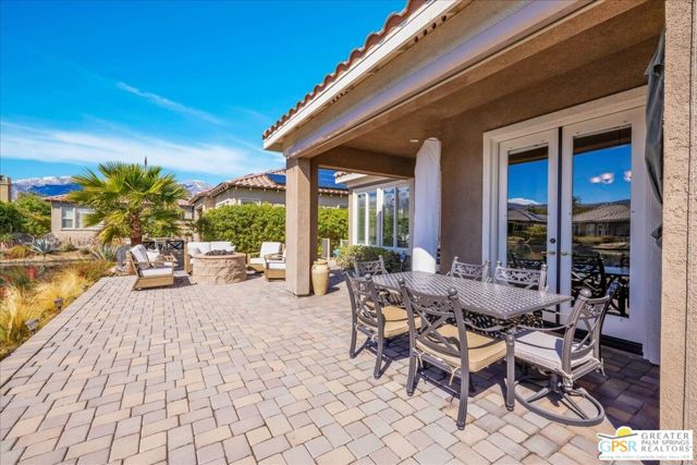 109 Shoreline Drive, Rancho Mirage CA: https://media.crmls.org/mediaz/2aa321c3-a85d-4b99-8164-0d395177d984.jpg