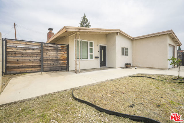 110 S Baymar Street, West Covina CA: https://media.crmls.org/mediaz/2aa347d0-3884-46e9-93f9-9914e5f1c210.jpg