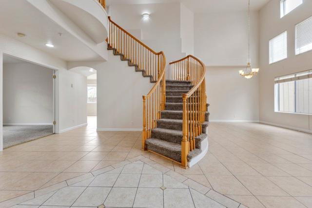 1033 Lewis Street, Salinas CA: https://media.crmls.org/mediaz/2aa3cd3d-dc10-4869-8dbe-2e4ee9461514.jpg
