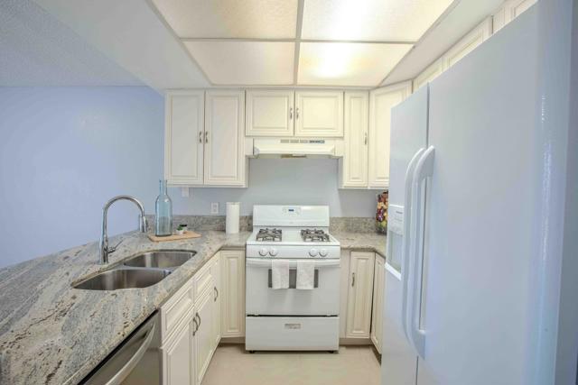 Image 5 of 42 For 43 Lakeview Circle