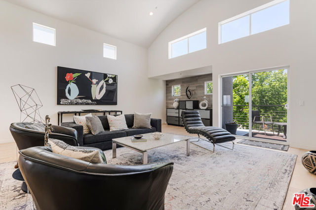 1212 Ocean Park Boulevard, 16 photo 3