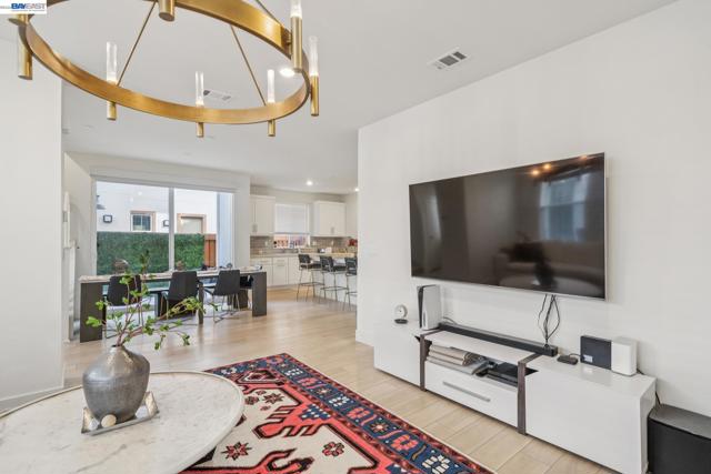 Image 11 of 59 For 37231 Sand Bar Place