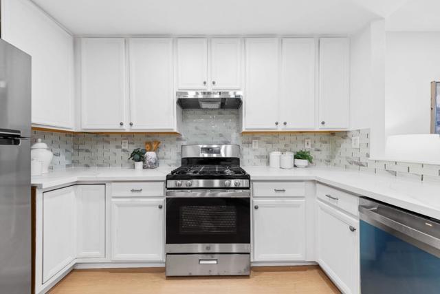 605 Arcadia Terrace, Sunnyvale CA: https://media.crmls.org/mediaz/2aa6702d-bc11-45c7-8882-a456ff8c2fbf.jpg