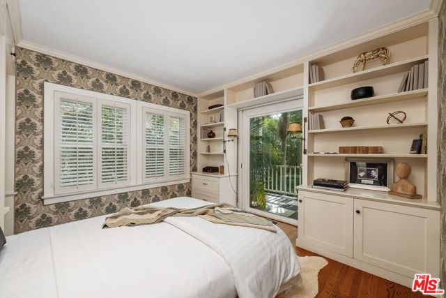 1231 Hilldale Avenue, Los Angeles CA: https://media.crmls.org/mediaz/2aa75996-e808-4896-965b-ef2ce5fe3866.jpg