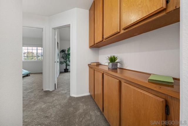 8585 Via Mallorca, La Jolla CA: https://media.crmls.org/mediaz/2aa7e4b8-39bf-4dc6-b295-3be78d78a804.jpg