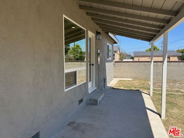 1930 W 153rd Street, Gardena CA: https://media.crmls.org/mediaz/2aa7ec42-1901-4a5b-ab93-5580297576c3.jpg