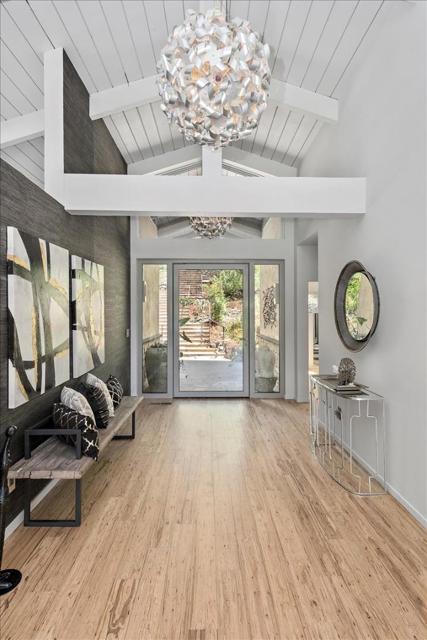135 Lynton Avenue, San Carlos CA: https://media.crmls.org/mediaz/2aa838ef-b2d8-48ed-85b3-d82200470bbd.jpg