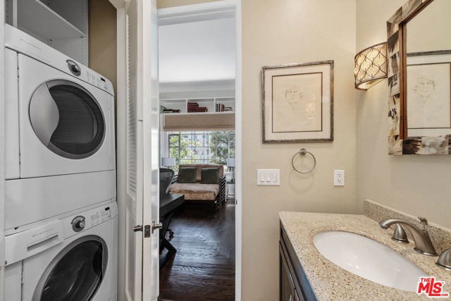 100 S Wetherly Drive, Los Angeles CA: https://media.crmls.org/mediaz/2aa8d3f5-2909-4005-a565-5f303ca4df0b.jpg