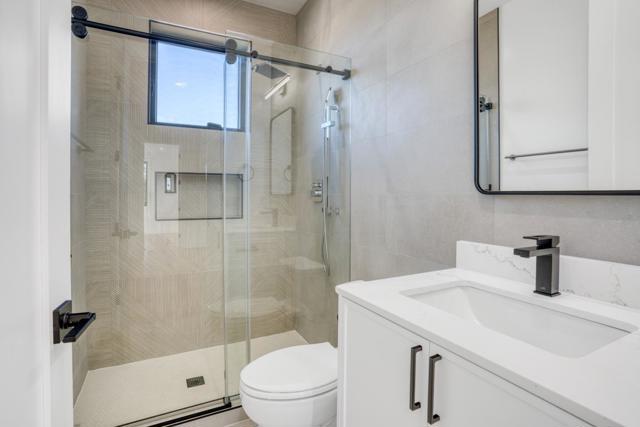 1270 W Hacienda Avenue, Campbell CA: https://media.crmls.org/mediaz/2aaa218c-0f94-49a7-849f-432b09fbd47c.jpg