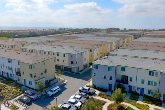 5495 Seacliff Place, San Diego CA: https://media.crmls.org/mediaz/2aaa7e23-7742-4ed0-88b2-a2601a1a7e73.jpg