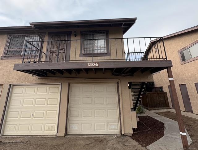 1306 W San Ysidro Blvd, San Diego CA: https://media.crmls.org/mediaz/2aabe39e-613a-473a-b4f2-b04f945bf716.jpg