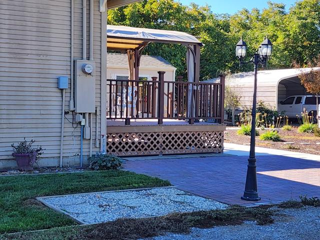 3719 N Hart Road, Modesto CA: https://media.crmls.org/mediaz/2aabfe4d-bf23-4c03-abb4-33b3977cbb29.jpg