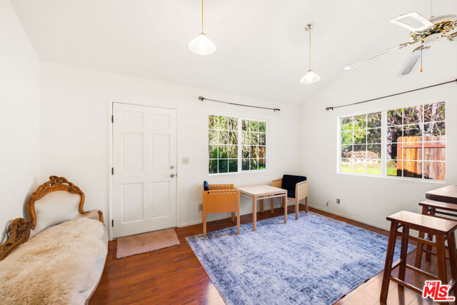 1675 Happy Trail, Topanga CA: https://media.crmls.org/mediaz/2aac67bb-ea29-4d4a-b9f9-94bf90daf955.jpg