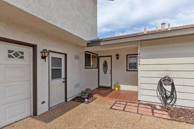 Detail Gallery Image 3 of 58 For 4054 Mount Barnard Ave, San Diego,  CA 92111 - 4 Beds | 3 Baths