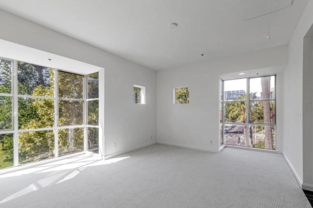 97 E Saint James Street, San Jose CA: https://media.crmls.org/mediaz/2aad168e-05fc-4906-b8fb-f657bfc1569c.jpg