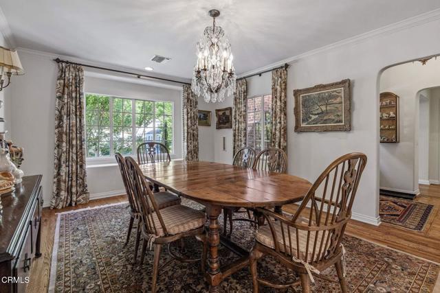 110 Glen Summer Road, Pasadena CA: https://media.crmls.org/mediaz/2aad9ba6-c423-478b-9fc2-8f117bda0642.jpg