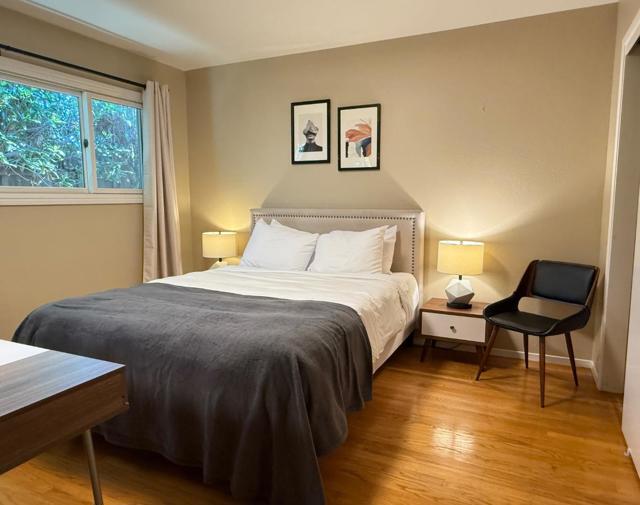 3767 Cass Way, Palo Alto CA: https://media.crmls.org/mediaz/2aafeb5e-6f87-41ca-bd84-61c497e7e9f0.jpg