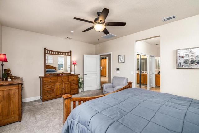 2532 Laurel Ridge Court, Oakdale CA: https://media.crmls.org/mediaz/2aaff32d-d23c-4236-a556-2c8cbe35da88.jpg