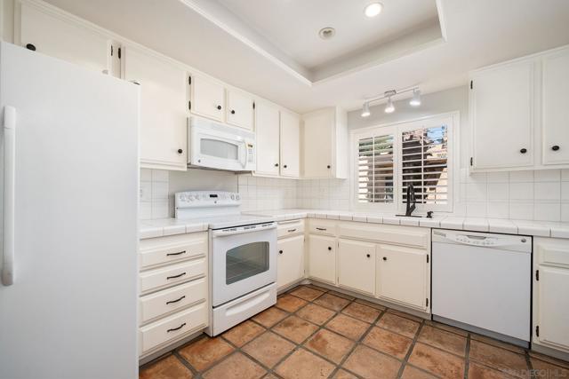 4837 S Winners Circle #A, Palm Springs, CA 92264