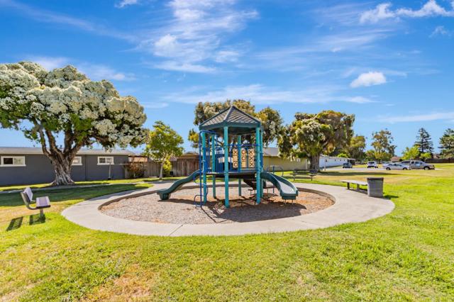 1087 Starlite Drive, Milpitas CA: https://media.crmls.org/mediaz/2ab02bba-ff11-4310-b008-146f11c650a2.jpg