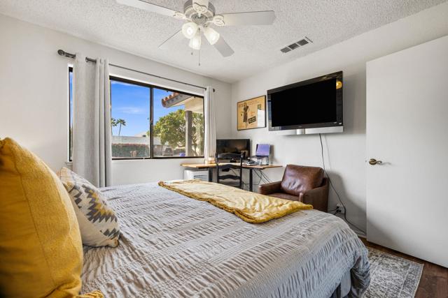 42905 Texas Avenue, Palm Desert CA: https://media.crmls.org/mediaz/2ab0b55b-0e1f-43a7-9c4f-2e29c6c4adce.jpg