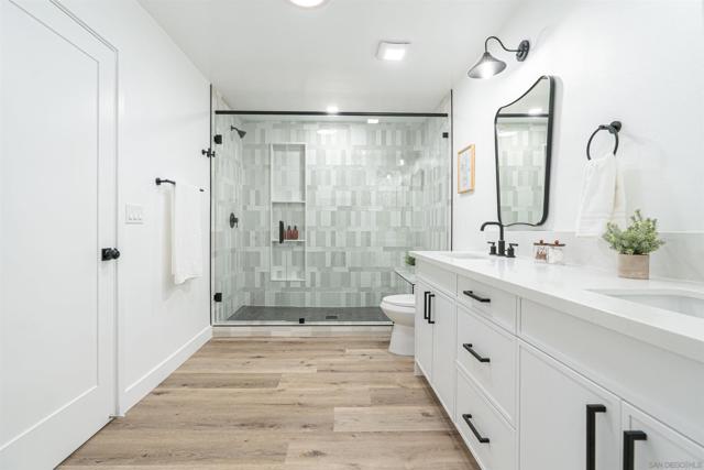 9376 Starcrest Dr, Santee CA: https://media.crmls.org/mediaz/2ab13172-3f6c-40e0-abd9-f5170fdf71d3.jpg