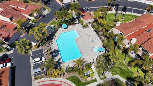 3116 Vista Bonita, Carlsbad CA: https://media.crmls.org/mediaz/2ab14ff1-151c-4379-8d2c-b3af4d436f64.jpg