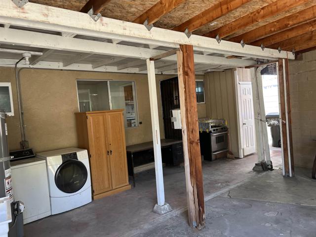 3647 Lemona Ave, San Diego CA: https://media.crmls.org/mediaz/2ab204e7-e107-43b8-9a82-1e6f3117e28a.jpg