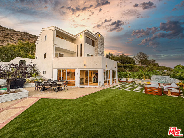 Photo of 31271 Bailard Road, Malibu, CA 90265