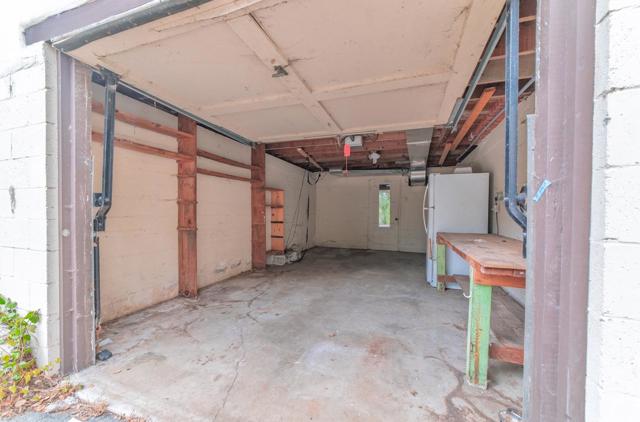 25145 N Carmel Hills Drive, Carmel CA: https://media.crmls.org/mediaz/2ab4687e-d106-4ab8-a969-add7bab223e6.jpg