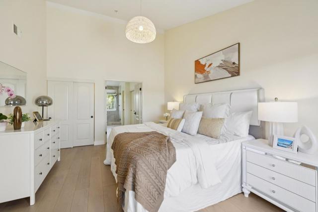 2309 Vista Del Mar, San Mateo CA: https://media.crmls.org/mediaz/2ab571d2-ae33-4cd8-b3f4-cba723eb1692.jpg