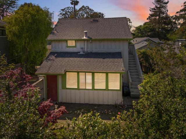 399 13th Avenue, Santa Cruz CA: https://media.crmls.org/mediaz/2ab8a98d-0942-409a-ac51-1dc0b4b3b0c0.jpg