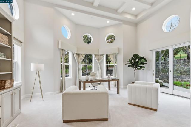 2981 GRAPEVINE TER, Fremont CA: https://media.crmls.org/mediaz/2ab9abdb-df22-479b-89c6-880156d0d02a.jpg