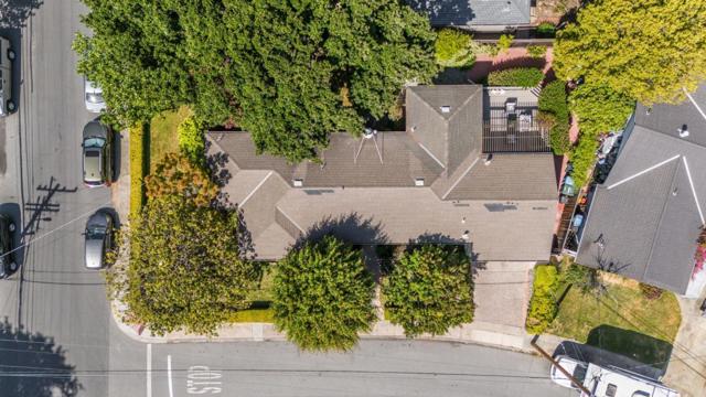1405 Oakhurst Avenue, San Carlos CA: https://media.crmls.org/mediaz/2aba7640-b94b-4f4e-98d6-fa0baac44a14.jpg