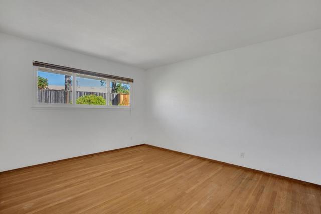 239 Sierra Court, Martinez CA: https://media.crmls.org/mediaz/2aba95ef-e694-464c-8339-3112c15a76f2.jpg